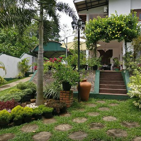 Samanala Garden Holiday Home هيكادوفا المظهر الخارجي الصورة